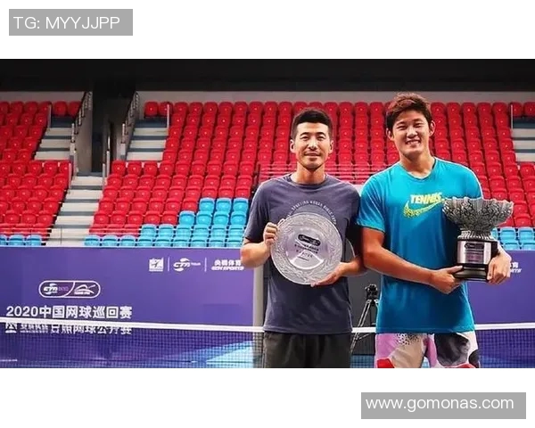 南京网球队状态引发热议球迷与专家观点交锋分析 南京网球队状态引发热议球迷与专家观点交锋分析