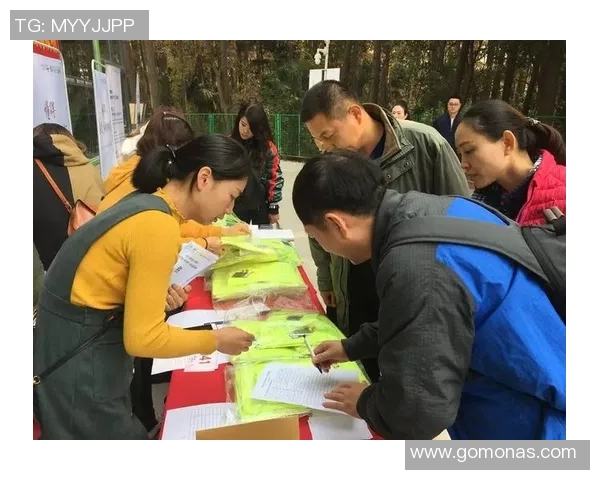 南京羽毛球队灵活性变革引发热议助力竞技水平提升与发展 南京羽毛球队灵活性变革引发热议助力竞技水平提升与发展