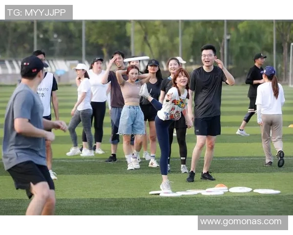 李磊独家分享飞盘技巧与心得体会助你提升投掷与接盘水平 李磊独家分享飞盘技巧与心得体会助你提升投掷与接盘水平