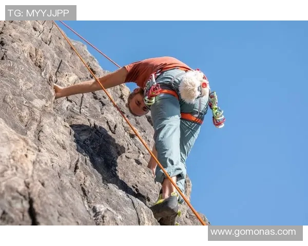 深圳攀岩队耐力之争引发热议攀岩运动的未来与挑战 深圳攀岩队耐力之争引发热议攀岩运动的未来与挑战