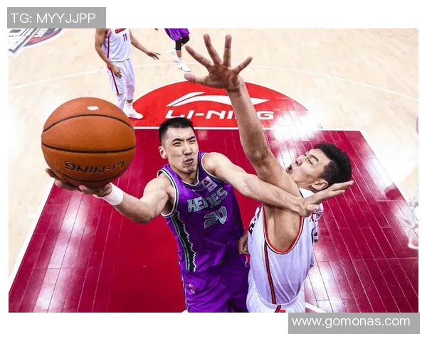 上海篮球队的节奏解析与战术分析探讨篮球热点动态 上海篮球队的节奏解析与战术分析探讨篮球热点动态