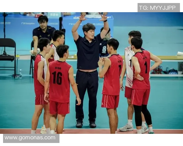 重庆排球队在排球比赛中经验积累创新高展现实力与团队精神 重庆排球队在排球比赛中经验积累创新高展现实力与团队精神