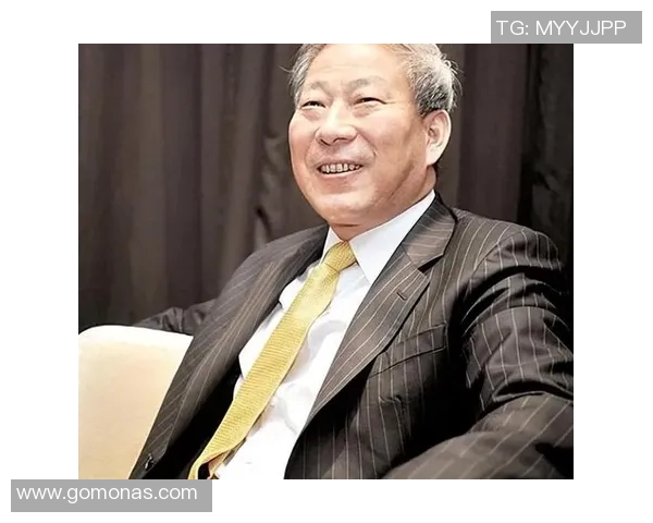 琼斯的传奇人生与奋斗历程探秘：从平凡到卓越的启示与反思