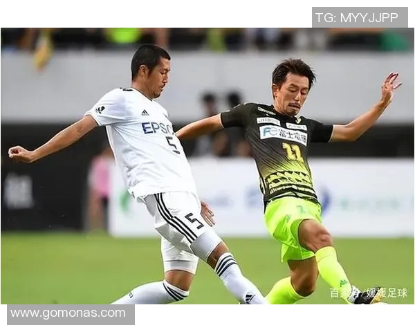 町田球队迎战新泻天鹅展开激烈较量期待精彩瞬间与精彩进球