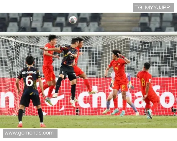 韩国与中国足球世预赛激战在即谁能赢得关键三分争夺战