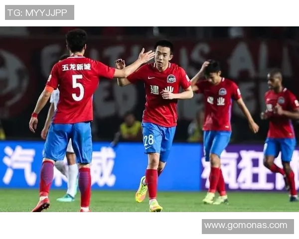 恒大与建业精彩对决重播回顾赛场瞬间与精彩进球解析