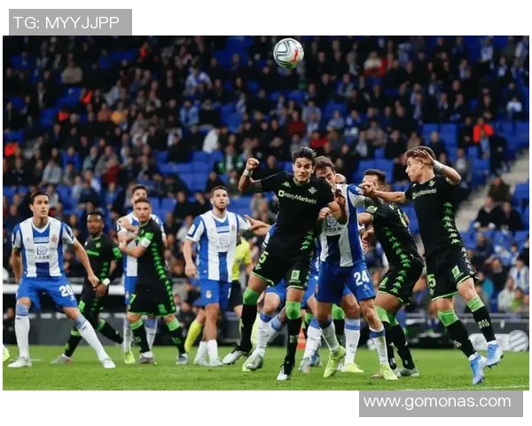 巴萨罗那主场迎战埃尔切期待精彩对决与胜利时刻